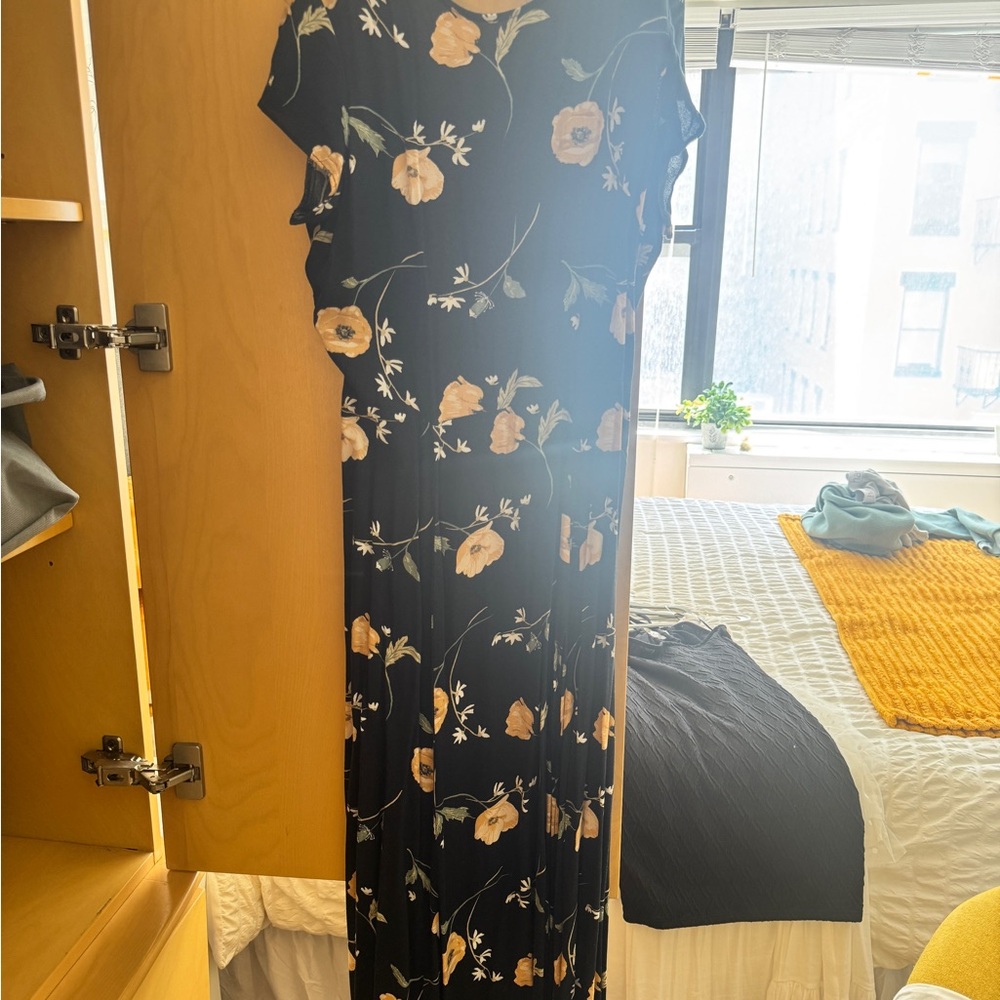 Urban Outfitters Black Floral Maxi Dress